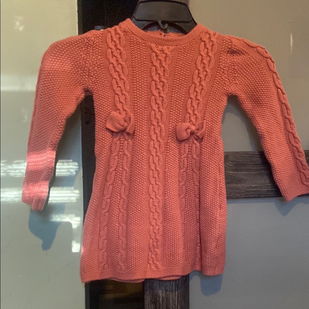Women's Cable Knit Sweater - Rust
